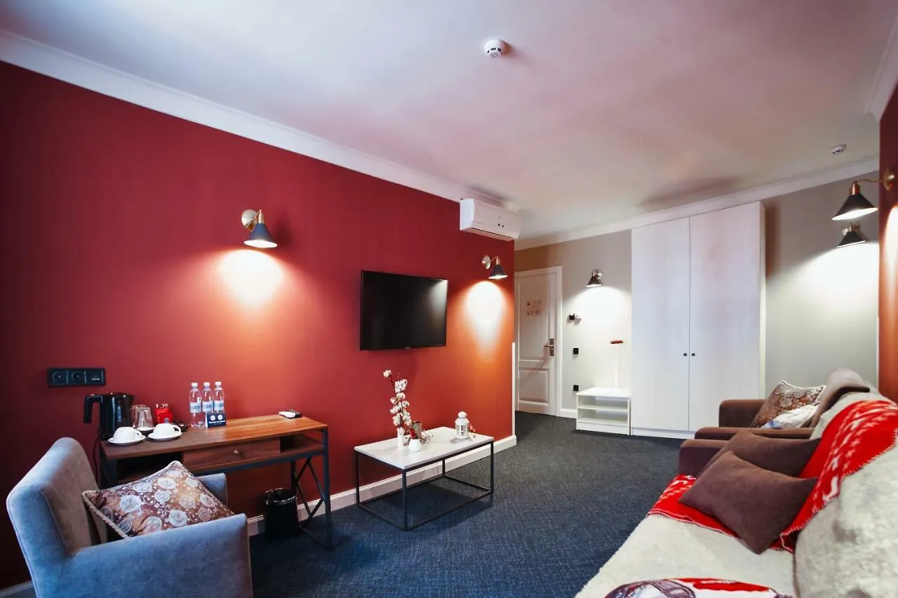 Sherlock Holmes Boutique Hotel Lwów 3*,  Ukraina
