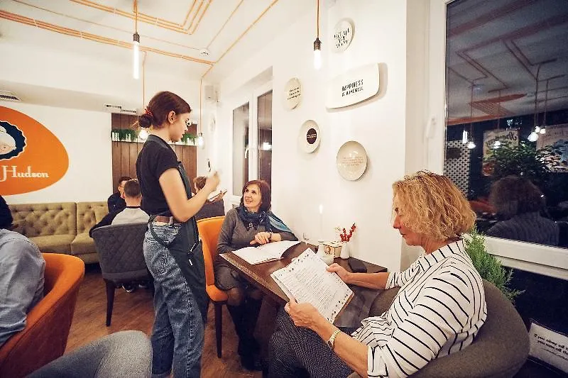 Sherlock Holmes Boutique Hotel Lwów